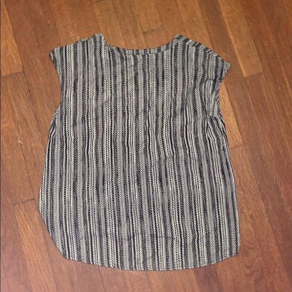 BLOUSE!!! - Picture 3 of 3